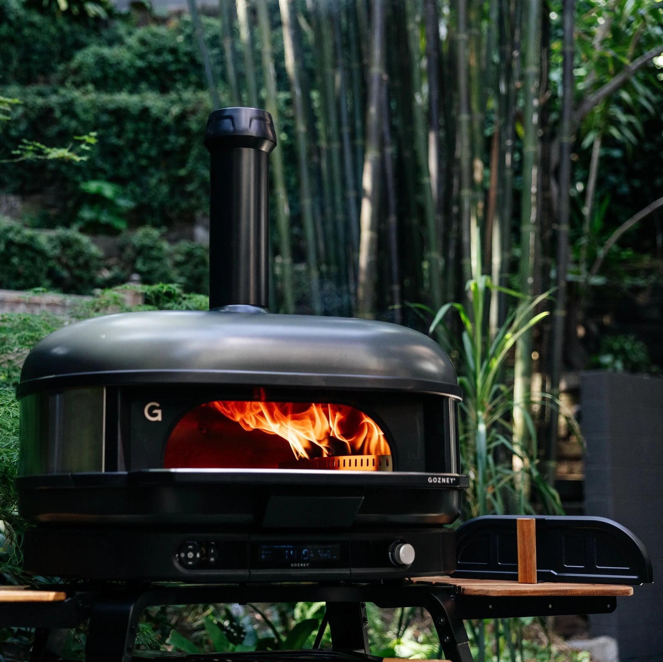 Gozney Dome XL Gen 2 Outdoor Pizza Oven Dual Fuel Bone Cream